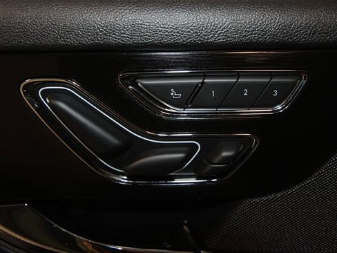 Used 2024 Lincoln Corsair Grand Touring w/ Equipment Group 302A image 9