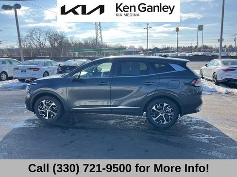 Certified 2025 Kia Sportage EX image 16