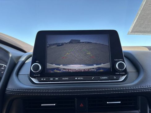 Certified 2023 Nissan Rogue SV w/ SV Premium B Package FWD image 25
