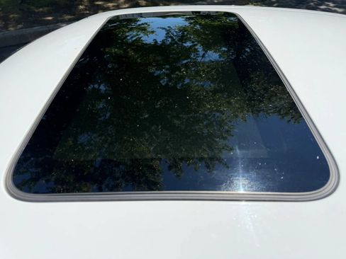 Used 2019 Dodge Charger GT w/ Plus Group RWD image 9
