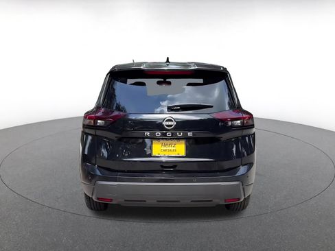 Used 2025 Nissan Rogue SV FWD image 10