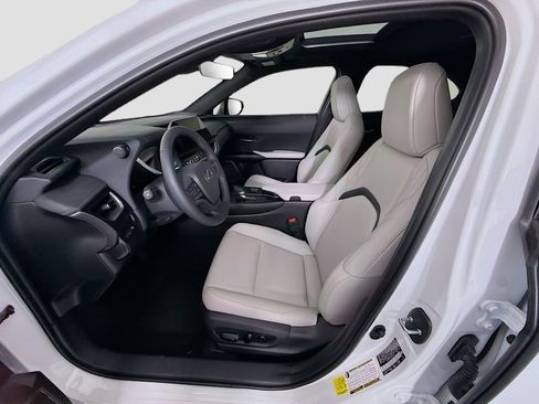 New 2026 Lexus UX 300h FWD image 20