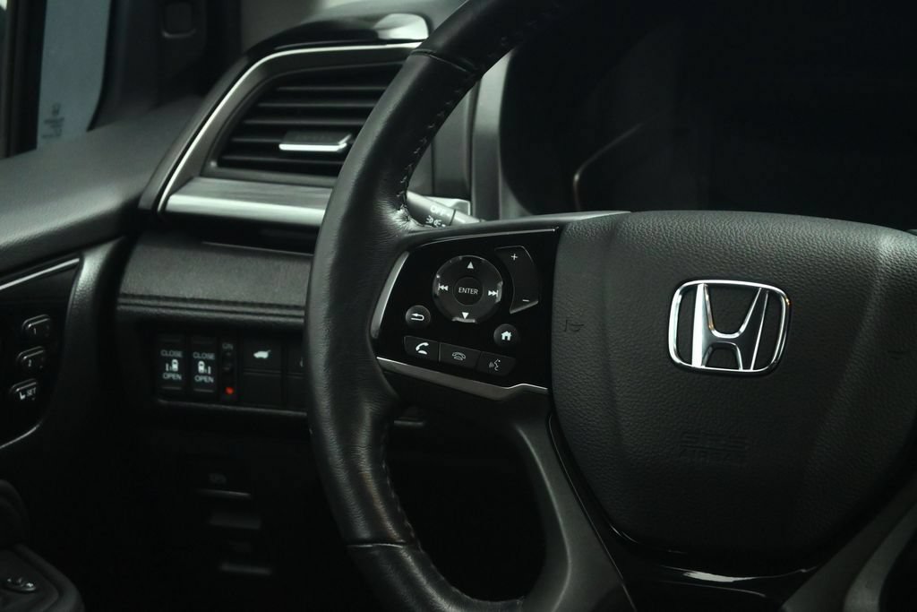 Used 2024 Honda Odyssey Elite image 41