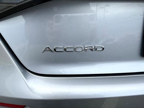 Used 2025 Honda Accord SE image 31