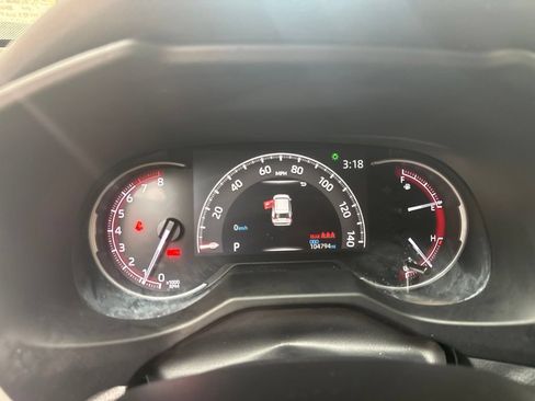 Used 2023 Toyota RAV4 XLE AWD/4WD image 26