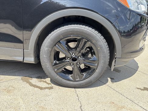 Used 2013 Ford Escape SE FWD image 34