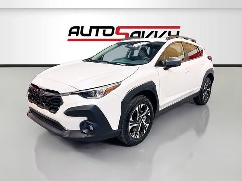 Used 2025 Subaru Crosstrek 2.0i Premium w/ Crosstrek Mirror Package AWD/4WD image 3