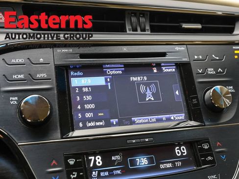 Used 2017 Toyota Avalon Limited w/ All Weather Liner Package FWD image 19