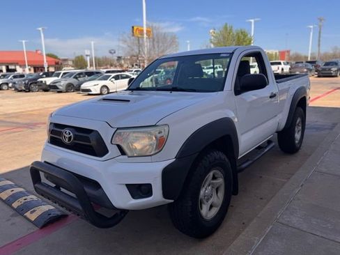 Used 2012 Toyota Tacoma 4x4 Regular Cab image 4