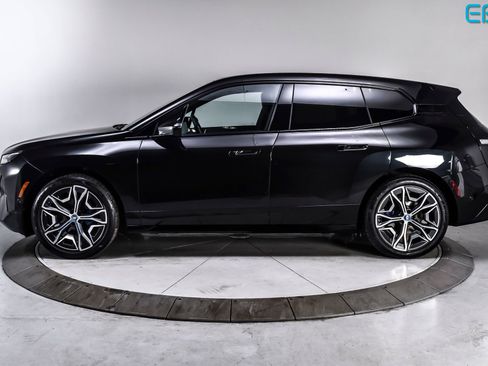 Used 2025 BMW iX xDrive50 w/ Sport Package AWD/4WD image 3