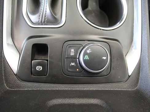 Used 2021 Chevrolet Traverse Premier w/ Redline Edition image 60