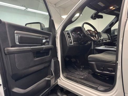 Used 2021 RAM 1500 Classic Warlock AWD/4WD image 11