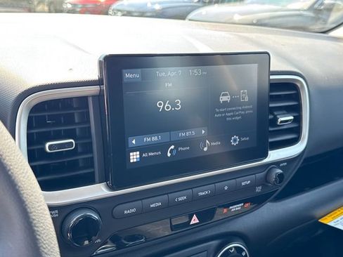 New 2026 Hyundai Venue SE FWD image 17
