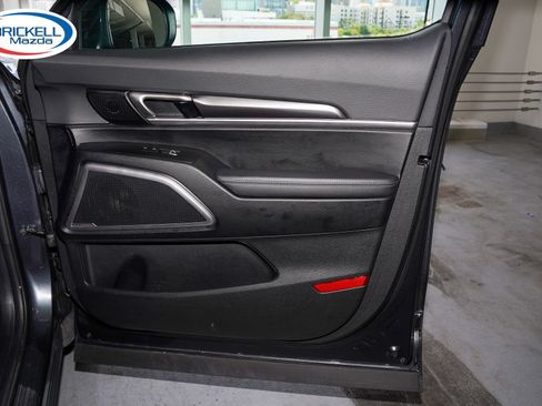 Used 2024 Kia Telluride S w/ S Sunroof Package FWD image 13