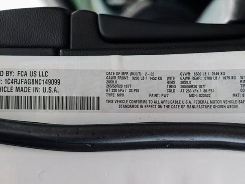 Used 2022 Jeep Grand Cherokee Laredo X image 60