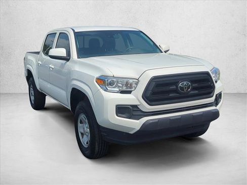 Certified 2023 Toyota Tacoma SR AWD/4WD image 3