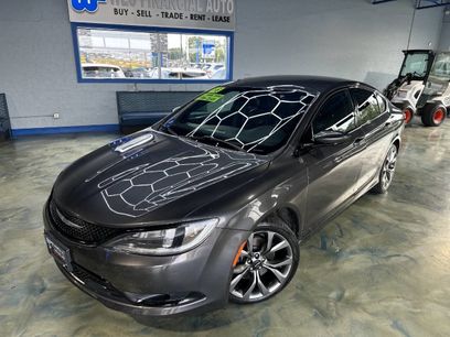 Used 2016 Chrysler 200 S w/ Comfort Group