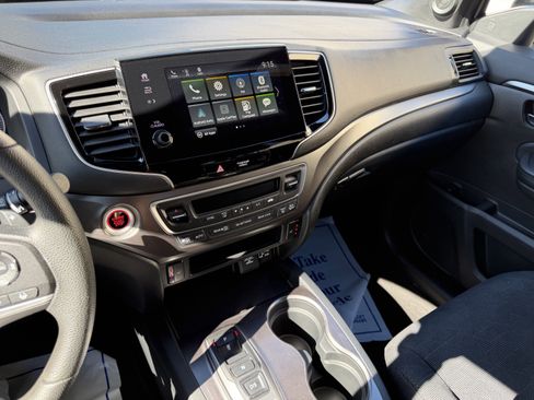 Certified 2022 Honda Pilot Sport image 16