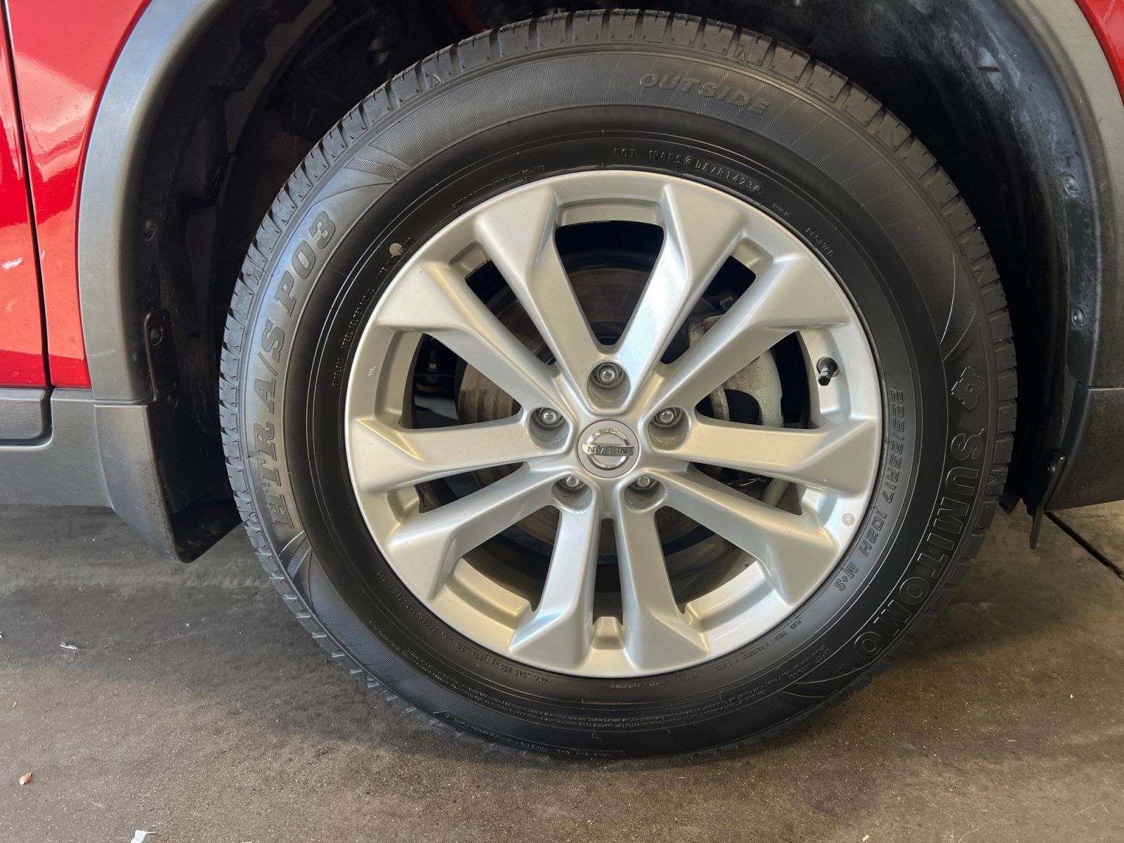 Used 2016 Nissan Rogue SV AWD/4WD image 33