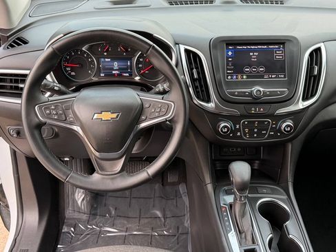 Used 2024 Chevrolet Equinox LT AWD/4WD image 23