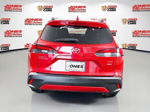 Certified 2024 Toyota Corolla Cross XLE AWD/4WD image 15