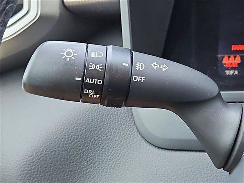 Used 2024 Toyota Tundra Limited AWD/4WD image 16