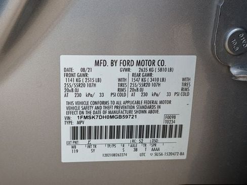 Used 2021 Ford Explorer XLT w/ Equipment Group 202A RWD image 31