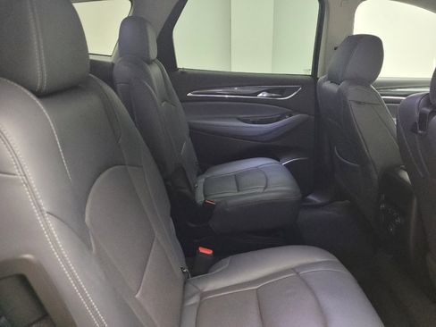 Used 2019 Buick Enclave Essence AWD/4WD image 19