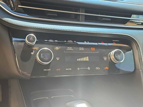 Used 2023 INFINITI QX60 Pure w/ Cargo Package FWD image 23