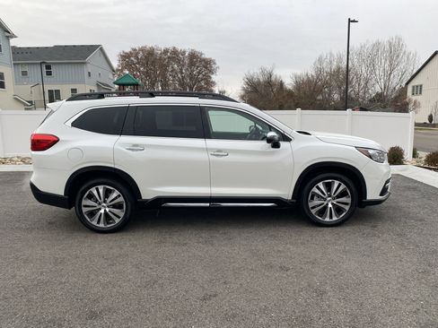 Used 2022 Subaru Ascent Touring image 7