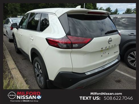 Certified 2023 Nissan Rogue SV AWD/4WD image 2