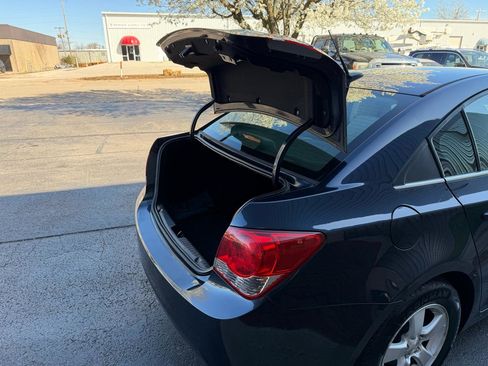 Used 2014 Chevrolet Cruze LT image 20