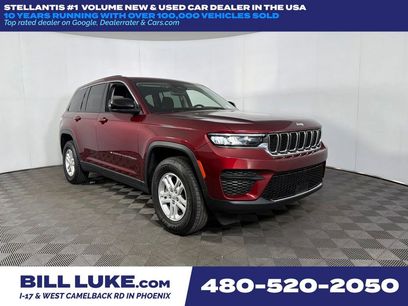 Used 2023 Jeep Grand Cherokee Laredo w/ Luxury Tech Group I