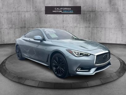 Used 2017 INFINITI Q60 2.0t w/ Moonroof Package