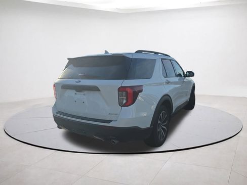 Certified 2022 Ford Explorer ST-Line w/ Class IV Trailer Tow Package image 7