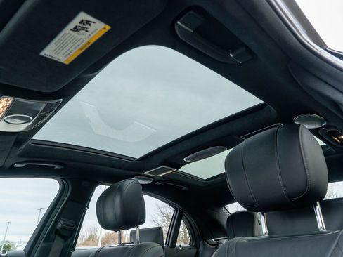 Used 2019 Mercedes-Benz S 560 4MATIC Sedan image 27