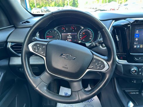 Used 2023 Chevrolet Traverse RS AWD/4WD image 13