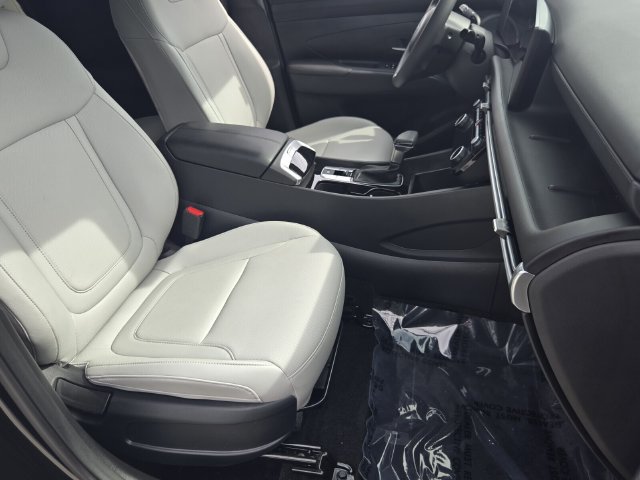 Used 2025 Hyundai Santa Cruz SEL FWD image 19