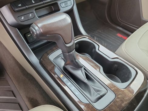 Used 2018 GMC Canyon SLT w/ Driver Alert Package image 30