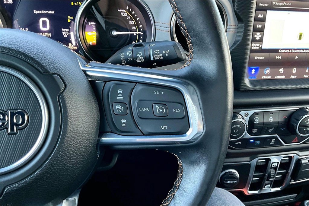 Used 2023 Jeep Wrangler Unlimited Sahara AWD/4WD image 18