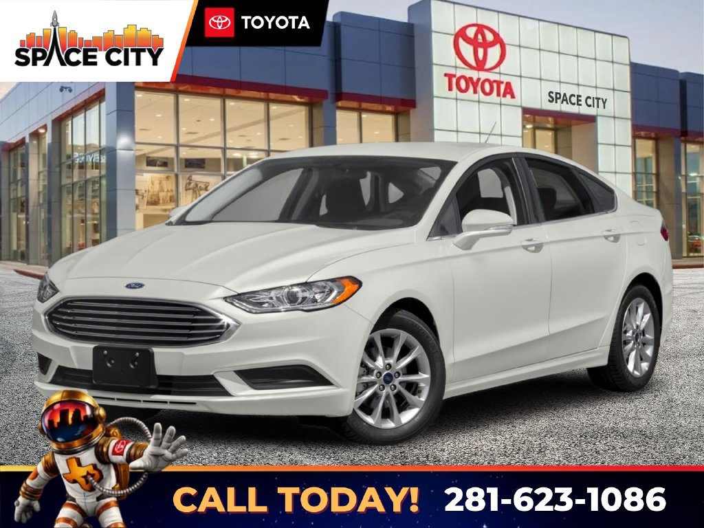 Used 2018 Ford Fusion SE w/ Fusion SE Technology Package FWD image 1