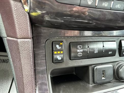 Used 2017 Buick Enclave Leather AWD/4WD image 43