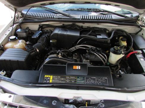 Used 2003 Ford Explorer Sport XLT image 40