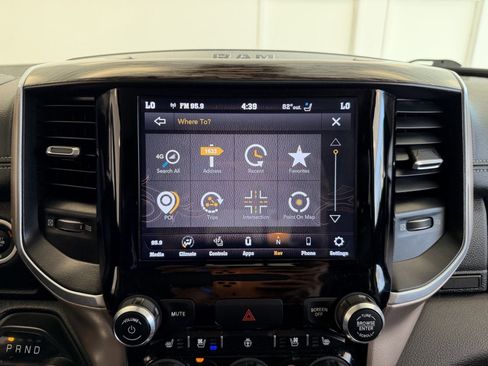 Used 2020 RAM 1500 Laramie image 24