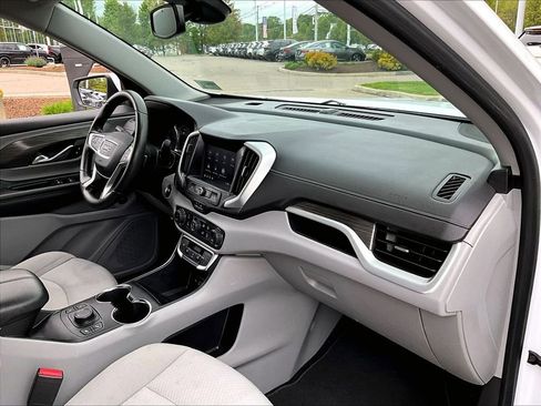Used 2023 GMC Terrain SLE w/ Driver Convenience Package AWD/4WD image 14