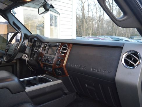 Used 2011 Ford F350 Lariat w/ Lariat Interior Pkg image 27