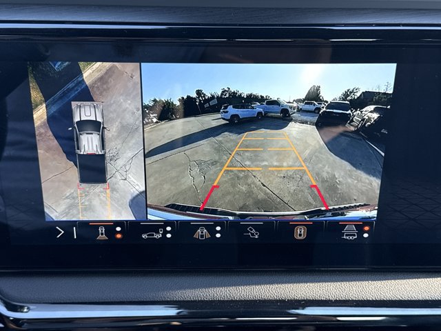 New 2026 GMC Sierra 2500 AT4 w/ AT4 Premium Plus Package AWD/4WD image 8