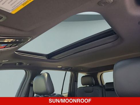 New 2026 Jeep Grand Cherokee Altitude RWD image 18