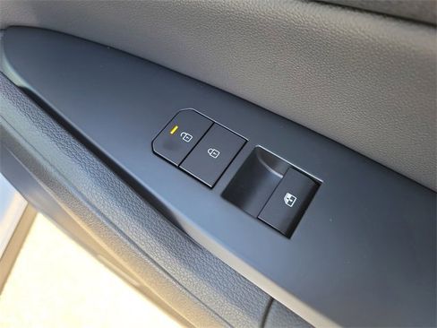 New 2026 Kia Sportage EX image 11