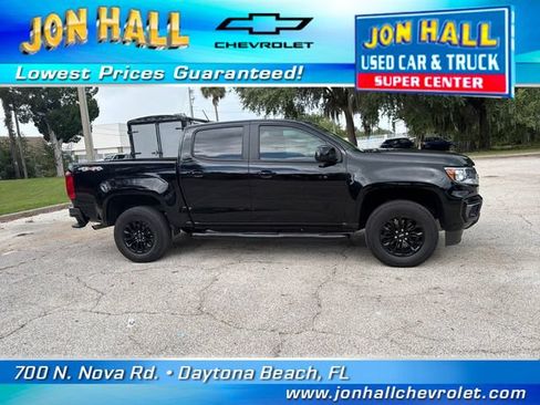 Used 2022 Chevrolet Colorado LT w/ Trail Boss Package AWD/4WD image 13